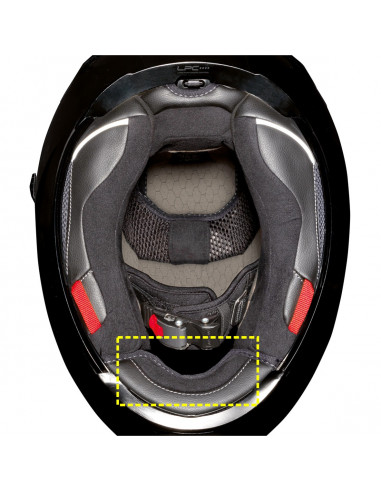 Primer na čelado X-903 nameščene podaljšane protivetrne zaslonke.